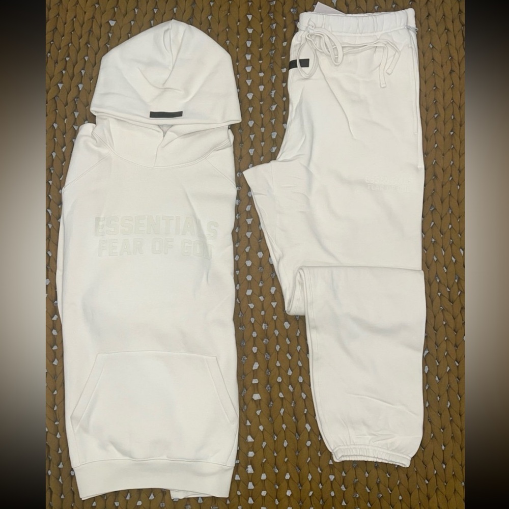 Fear of God Essentials Set